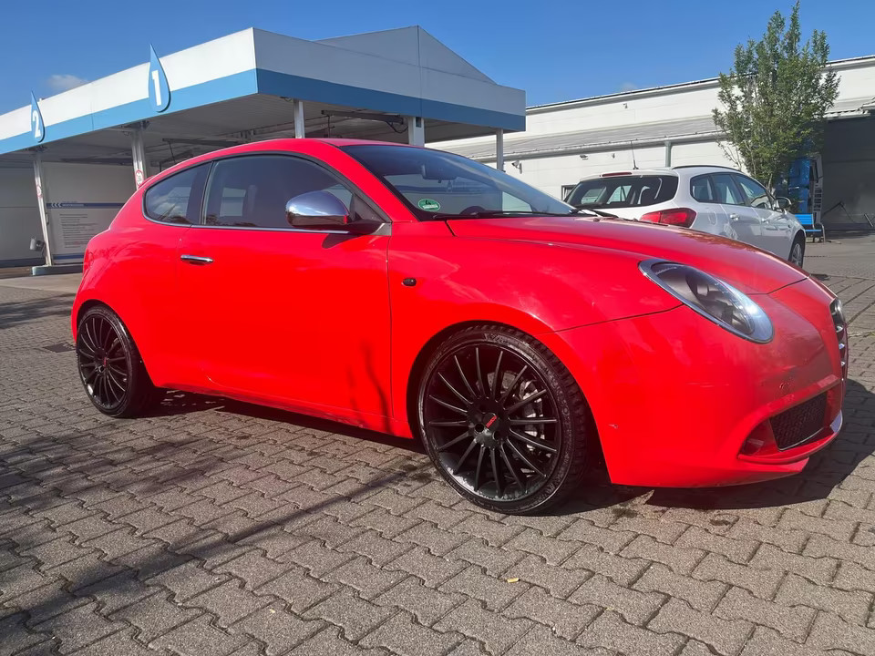 Alfa Romeo Mito Rot 190 PS 2